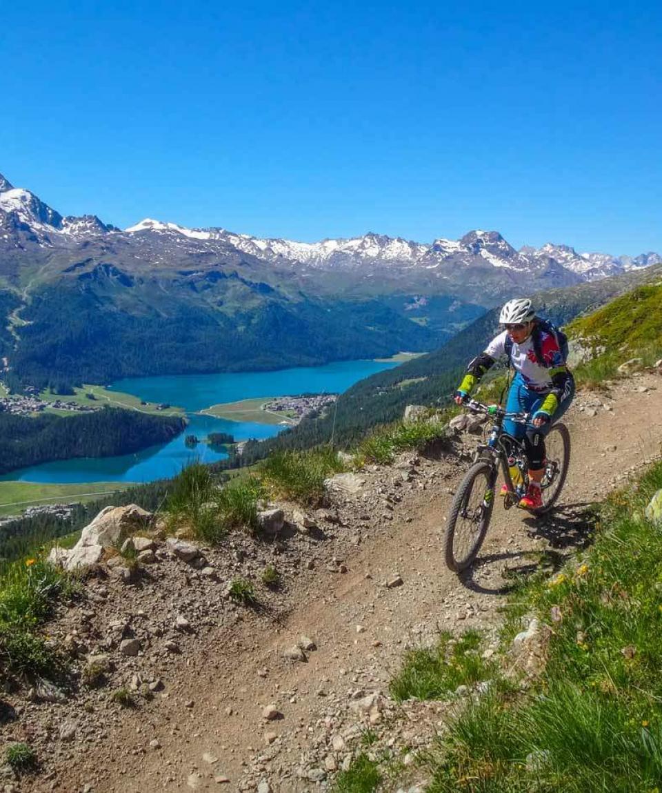 Ladies-Celerina-Wochenende-by-Swiss-Bike-Tours